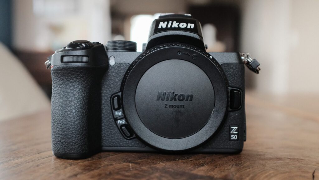 Nikon Z50 ダブルズームキット スペックと外観