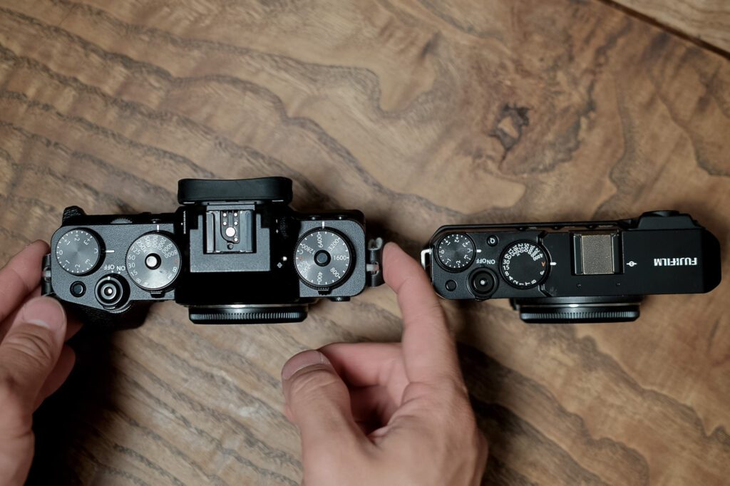 上位機種(X-T4)を持っているぼくが、X-E4を買った理由