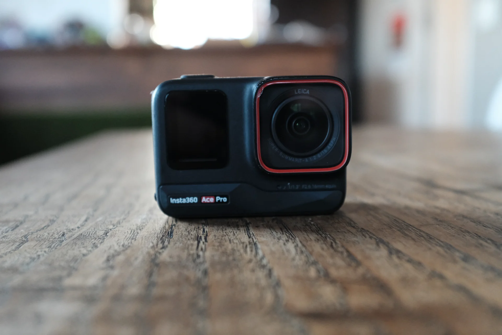 R&Y RENTALで借りたInsta360 Ace Proの正面